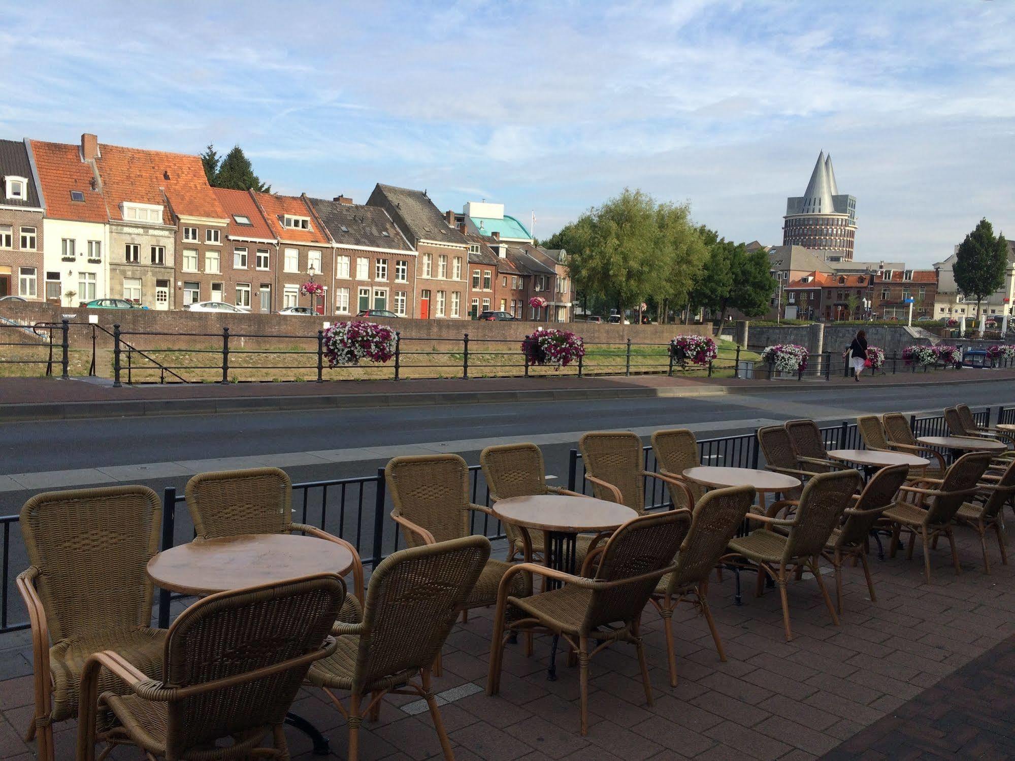 Hotel En Grand Cafe De Pauw Roermond Eksteriør bilde